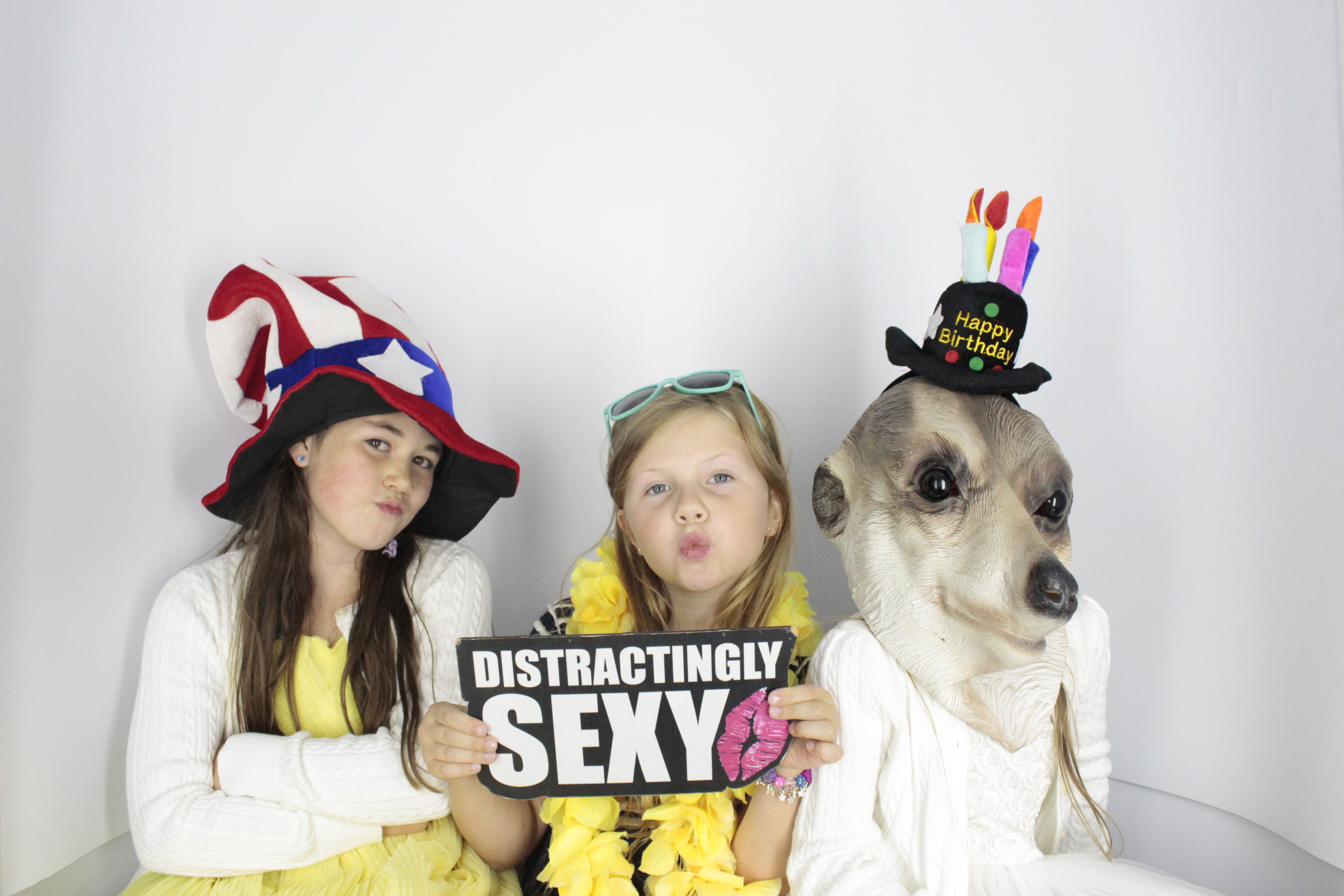 Nadine 40th Birthday  | View more photos from the event at gallery.myphotoboothexperience.co.uk/u/MyPhotoBoothExperienceLtd/Nadine-40th-Birthday